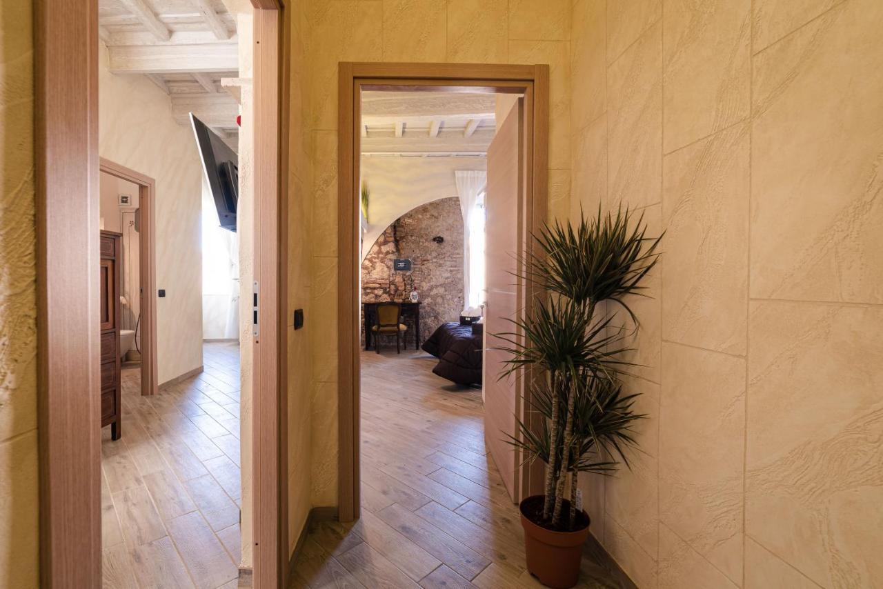 Lo Scoglio Dei Volsci Bed & Breakfast Nettuno Luaran gambar
